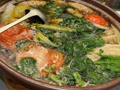 -江宴渔村·鱼鲜土菜(紫荆广场店)