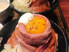 生鸡蛋牛肉丼-Red Rock(原宿店)