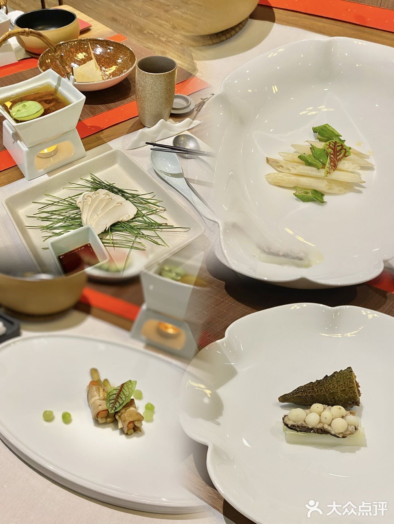 我们大概是六点多左右到的天台风景很美！