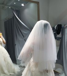 -Lady  Jane高端婚纱礼服馆