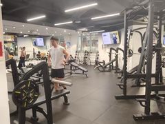 -超鹿运动(达信大厦店)