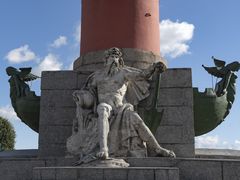 -瓦西里岛古港口灯塔