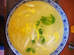-桥馫源蒙自过桥米线(蒙自店)