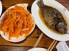 酥鲫鱼-长白山国际酒店中餐厅