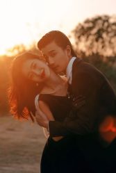 -拾年·定制婚纱摄影