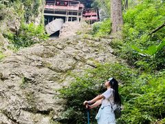 -东南悬空寺方广岩