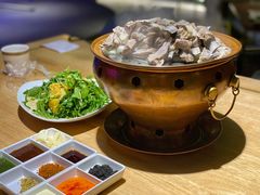 蒙料一八手把肉-蒙料·手把肉(望京店)