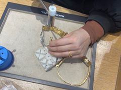 -亨吉利世界名表中心(砂之船奥莱店)