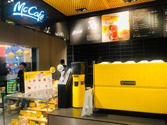 -麦当劳(中山公园龙之梦店)