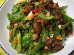农家小炒肉-大鸭梨烤鸭(金色漫香店)