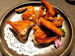 脆皮炸乳鸽-御花园·粤菜·海鲜火锅(中山公园店)