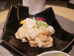 -穹六人间 people 6(岳阳路店)