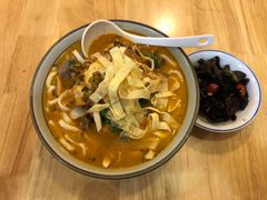 老酸菜牛肋条面-阿彬生炒牛肉面(解放路店)