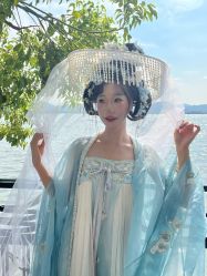 -汉唐记簪花汉服体验馆(西湖店)