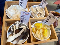 -阿婆情腊排骨火锅·野生菌季(古城旗舰店)