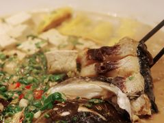 -海鸿荟·沿江菜(中山北路店)