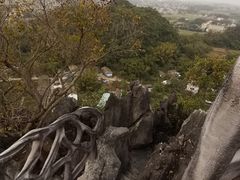 -崆峒岩风景区