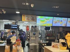 -麦当劳(上海虹桥站30B检票口楼上)