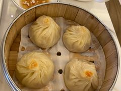 NEW手拆蟹粉小笼包-春家·非遗手工小吃(徐汇万科广场店)
