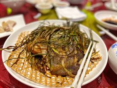 葱烤鸦片鱼头-老吉士酒家(天平路店)