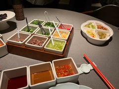 -左庭右院鲜牛肉火锅黑金店(陆家嘴中心店)