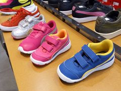 -PUMA品牌自营折扣店(苏州比斯特购物村店)
