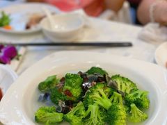上汤西兰花-光明邨大酒家(淮海路店)