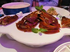 精品烤鸭-悦江(梅奔中心店)