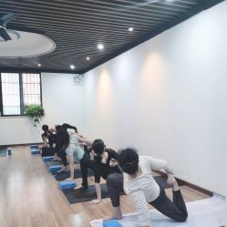 -兴亚瑜伽20年老馆