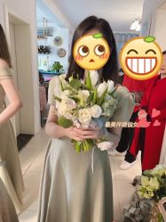 -觅白婚纱礼服馆