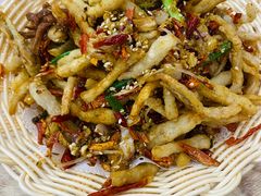 -江城燕子大排档(江汉路步行街店)