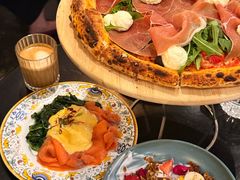 三文鱼班尼迪克-Alimentari Grande(东湖路店)