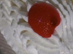 -红宝石·鲜奶小方·海派西点房(南翔店)