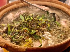 石橄榄炖鸡-洪大厨鸡煲(福田店)