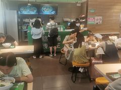 -蒙自源米线大王(东站店)