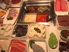 -海底捞火锅鲜切牛肉主题店(长寿路店)