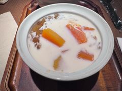 -RUXU入续糖水铺与包(卓悦中心店)
