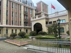-奉贤东方美谷金汇敬老院·医护康复·日月星连锁(奉贤院)