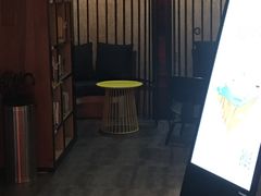 -成都太古里总府王府井亚朵X酒店