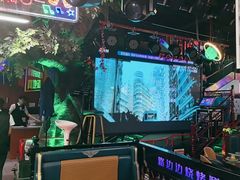 -路边边.炒菜烧烤.音乐餐厅(良乡长虹店)