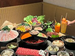 -三出山火锅(南京万象天地店)