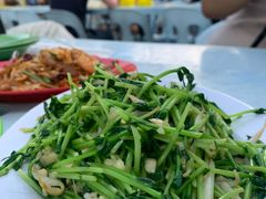 -明记烧鱼美味店