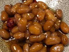 压桌小菜-草家酱蟹炭火烤肉店(珲春南路一店)