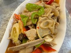 -汗腾格里·风味餐厅(新疆驻京办店)