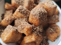 -包整·丝娃娃(一览甲秀楼风景店)