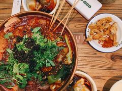 -成都你六姐·牛肉冒菜(上海环宇荟店)
