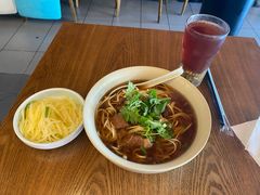 -李先生牛肉面大王(上海站南广场店)