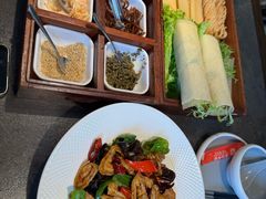 -五谷丰登农家院·地道胶东菜·海鲜烧烤(威海店)