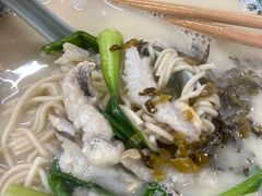 -明呈黄鱼面馆(斜土路店)
