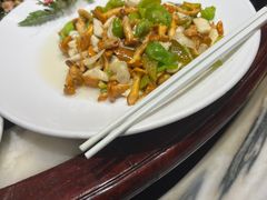 -蔼若春.传承三十年云南菜(金碧公园店)